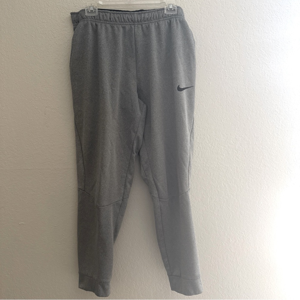 Men’s Nike Therma-Fit Training Pants Dri-Fit Jogger Sweatpants L Gray AO2370